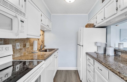 Ocean Drive Villa | Waipani Villas. 2BR/2BA Across the Street from the Ocean. Newly Renovated!.