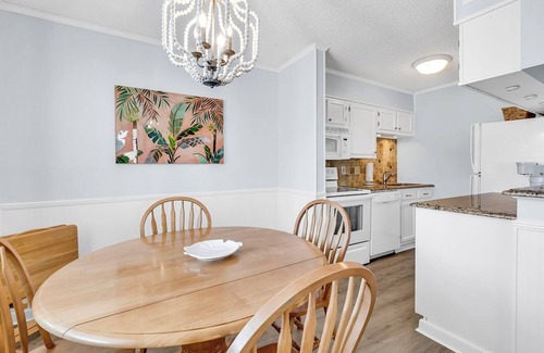 Ocean Drive Villa | Waipani Villas. 2BR/2BA Across the Street from the Ocean. Newly Renovated!.