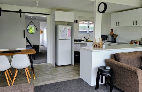 Mangakino House | Waipoua Lake House