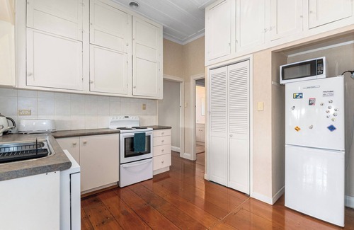 Waipu House | Waipu Cottage - Waipu Holiday Home