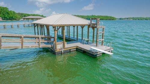 Lake Norman of Catawba House | Wake and Lake