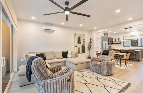 Millcreek House | Wake to breathtaking views! - WIFI/FIREPLACE/AC