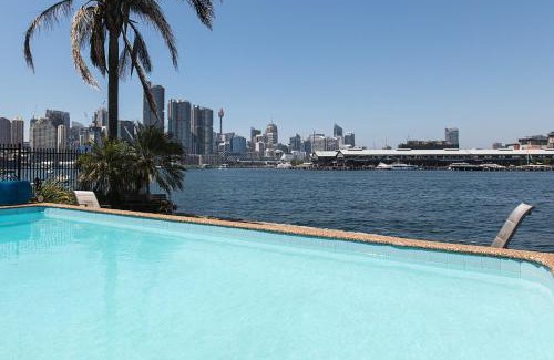 Balmain East Apartment | Wake up to Sydney Harbour