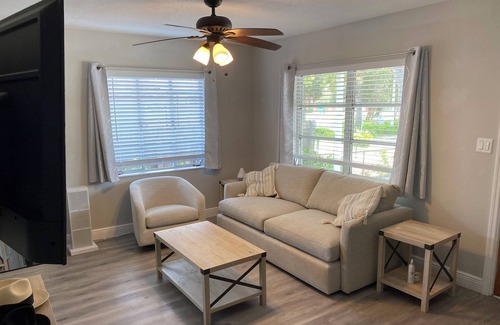 Old Southeast House | Wake up to the sunrise in this WATERFRONT Property in OLD SOUTHEAST!