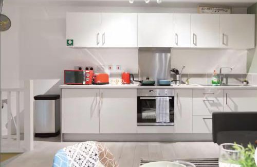 Wakefield House | Wakefield Hideaway 2BR Comfort for 4 Guests