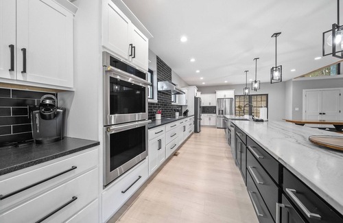 La Follette House | Wakes N Shades-Brand New. Private Dock. Hot Tub. 9 Bed/12 Bath.Theater Room