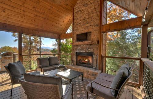 Blue Ridge House | Wakin' on a Pretty Day