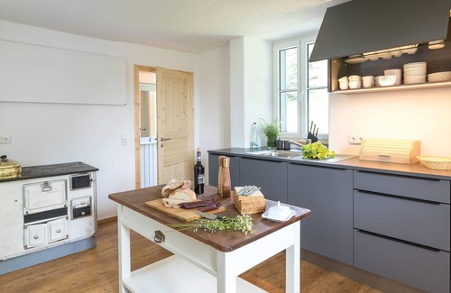 Weilheim House | WÄLDER: Quartier Bierbonnen - Holiday home with alpine views for up to 14 people