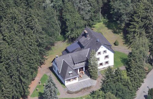 Baar Hotel | Waldhotel am Nürburgring