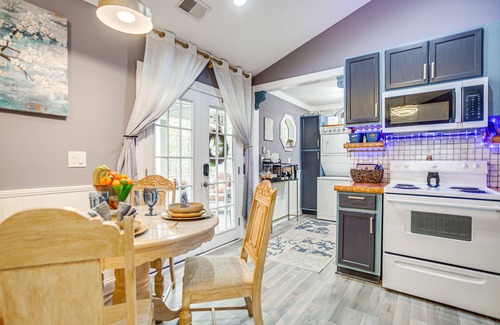 Waleska Apartment | Waleska Loft: Stocked Kitchen + Breakfast Included