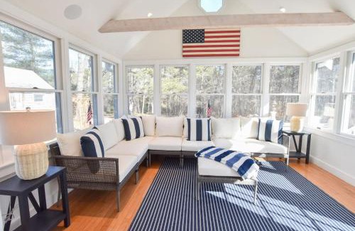 South Harwich House | Walk 300 Yards to Beach!