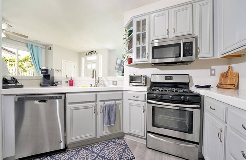 Rancho Santa Margarita House | Walk Score 84+30m->Airport+BBQ+King+Garage Parking
