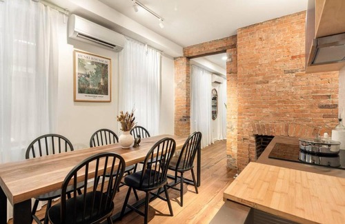Over-the-Rhine House | Walk to ALL - Washington Park - Gorgeous 2BR Condo