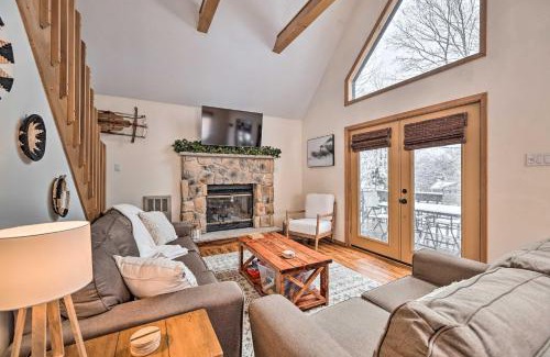 Pocono Lake House | Walk to Arrowhead Lake Cabin with Private Hot Tub!
