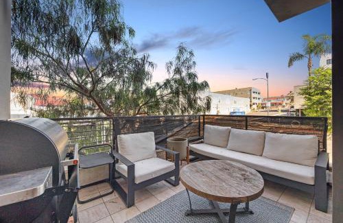 Bankers Hill House | Walk to Balboa Park and Little Italy LUX Townhome