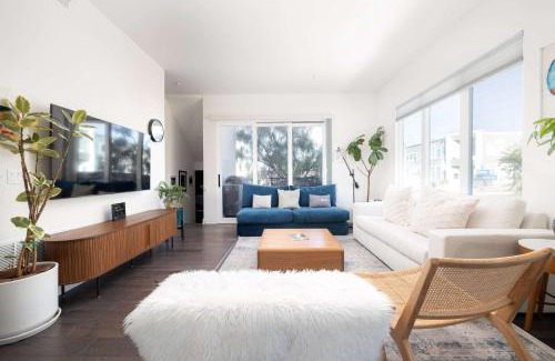 Bankers Hill House | Walk to Balboa Park and Little Italy LUX Townhome