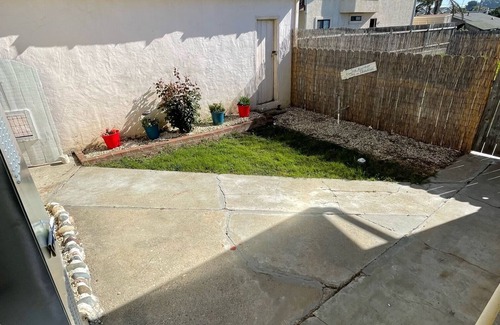 Grover Beach Cottage | Walk to Beach - 2b1b Butterfly Cottage Sleeps 4