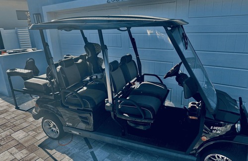 Bel Air House | Walk to Beach | Heated Pool | Golf Cart | Sleeps 10 | Accessible