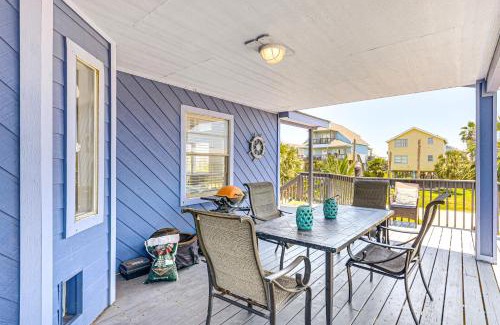 San Luis House | Walk to Beach Ocean-View Home with Deck in Freeport