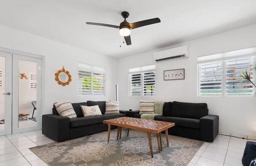 Rio Abajo House | walk to beach or swim in the pool, 4 bedrooms by RedAwning