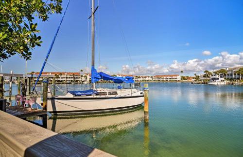 Treasure Island House | Walk to Beach Pet-Friendly Treasure Island Home
