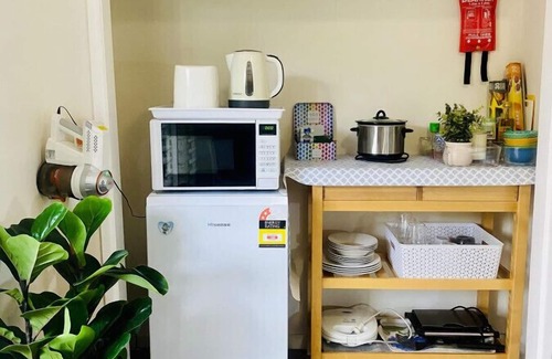 Buddina Apartment | Walk to beach, pet-friendly - Book now for Spring