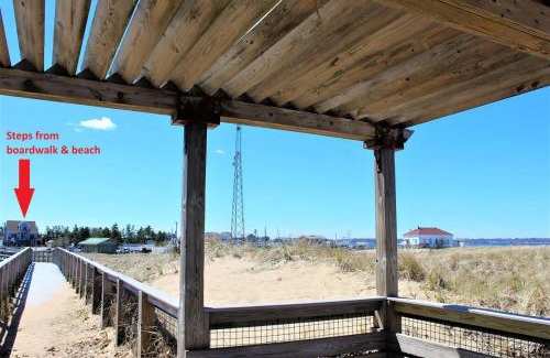 Newburyport Apartment | Walk to Beach Playground Lighthouse North End
