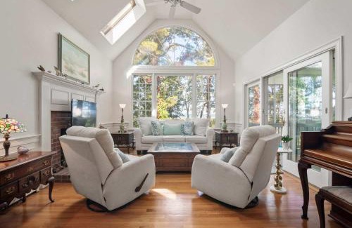 Brewster House | Walk to beach Secluded and private home and backyard