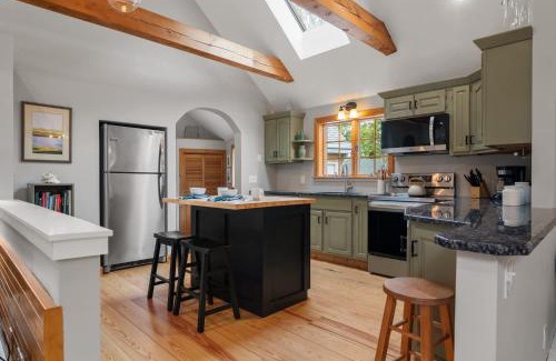 North Eastham House | Walk to Beach Spacious Home and Private Backyard