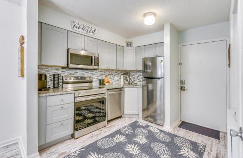 Folly Field Apartment | Walk to Beach and Golf Course Hilton Head Getaway!