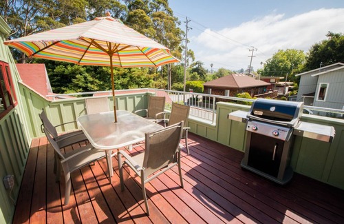Seabright House | Walk to Boardwalk, Seabright Beach, Yacht Harbor and much much more