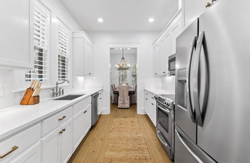 Forest District House | Walk to Camp WaterColor! LSV, Bikes, Pet Friendly! Perfect for Families!