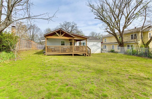 Hot Springs Cottage | Walk to Casino: Home w/Deck in Hot Springs!