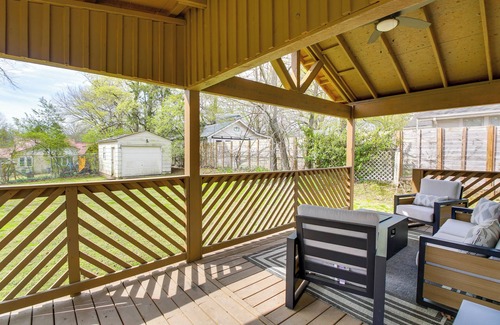 Hot Springs Cottage | Walk to Casino: Home w/Deck in Hot Springs!