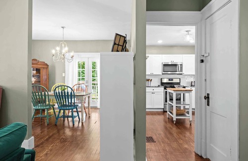 Wilder Park House | Walk to Churchill & Cardinal Stadium Near SDE!