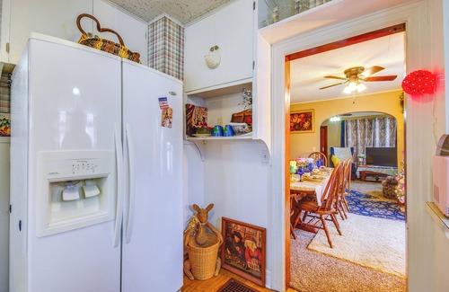 Lebanon House | Walk to Civic Center! Lovely Lebanon Home