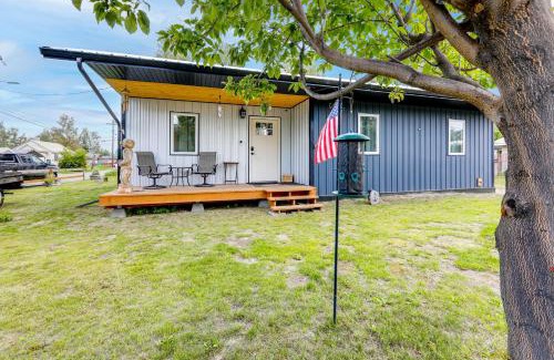 Fairbanks House | Walk to Dtwn Dog-Friendly Retreat in Fairbanks!