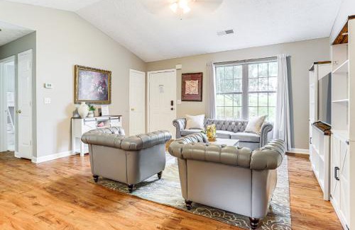 Woodstock House | Walk to Dtwn Woodstock Modern Home with Patio!