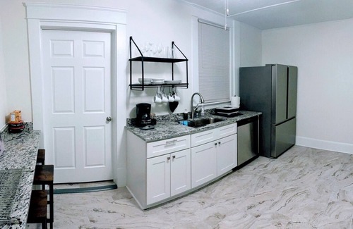 Durham Apartment | Walk to Duke Campus 3 Bedroom in Trinity Park