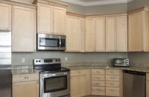 Haile Plantation House | Walk to food, drink and fun! Spacious 3-bedroom townhome in Haile Village