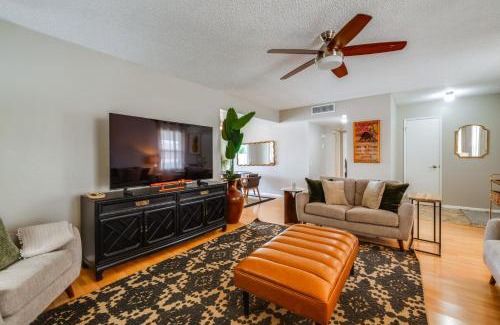 Sun City House | Walk to Golf Club Sun City Home with Private Pool!