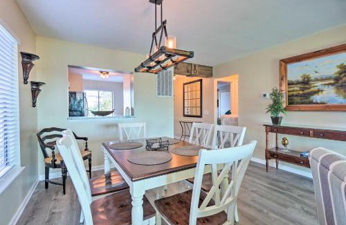 Oceanmarsh Subdivision Apartment | Walk to Harbor Island Beach Cozy St Helena Villa!