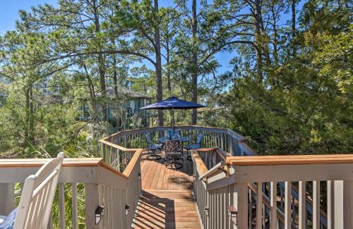 Sea Pines House | Walk to Harbour Town Airy Treehouse with Bikes