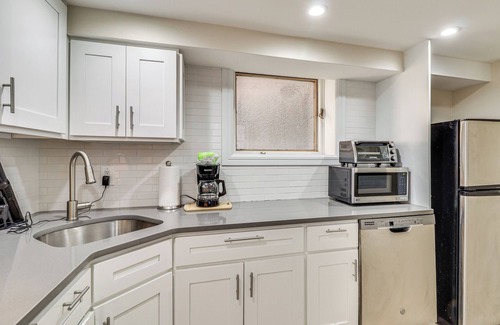 Hoboken Apartment | Walk to Hudson River Parks: Recently Renovated Apt