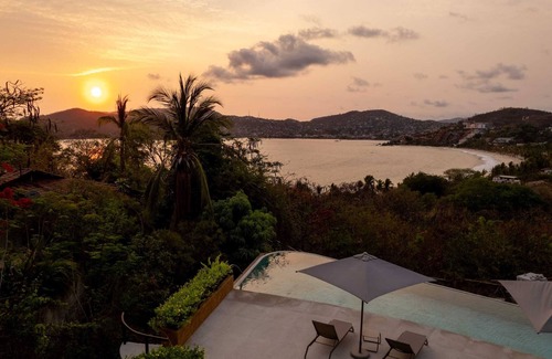 Playa Las Gatas Apartment | WALK to La Ropa Beach - Luxury 2 bed 2 bath at Armadillo