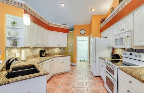 Candler House | Walk to Lake Diamond Golf: Home w/Private Pool!