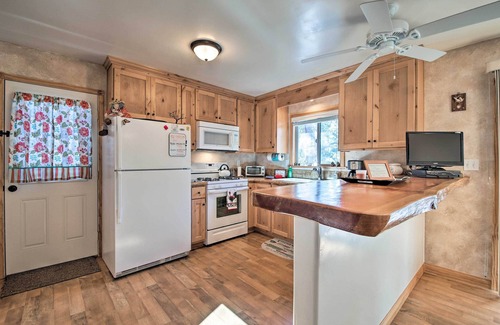 Fawnskin House | Walk to Lake: Rustic Home w/Deck in Fawnskin