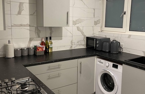 Royal Docks Apartment | Walk to Lcy Airport/Excel/dlr 1Br Flat