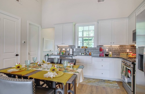 Greenwood Cottage | Walk to Marina: Lake Greenwood Retreat w/Hot Tub