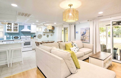 Atlantic Beach House | Walk to Ocean: Home w/Fire Pit in Atlantic Beach